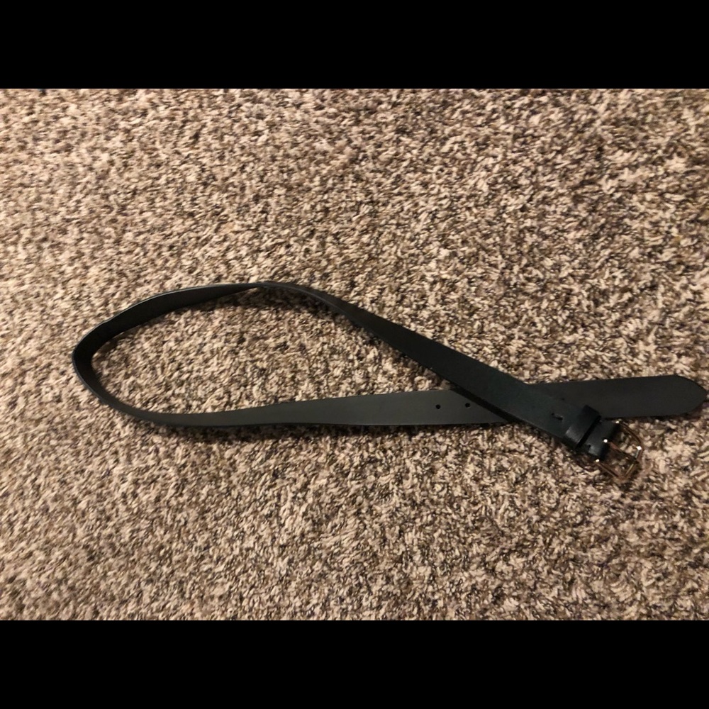 2 piece belt set- old navy- black and brown set